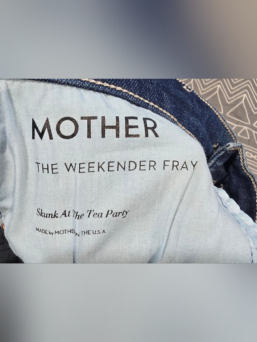 MOTHER Denim The Weekender Fray High Waisted Flare Jeans Size 29 - Picture 9 of 9